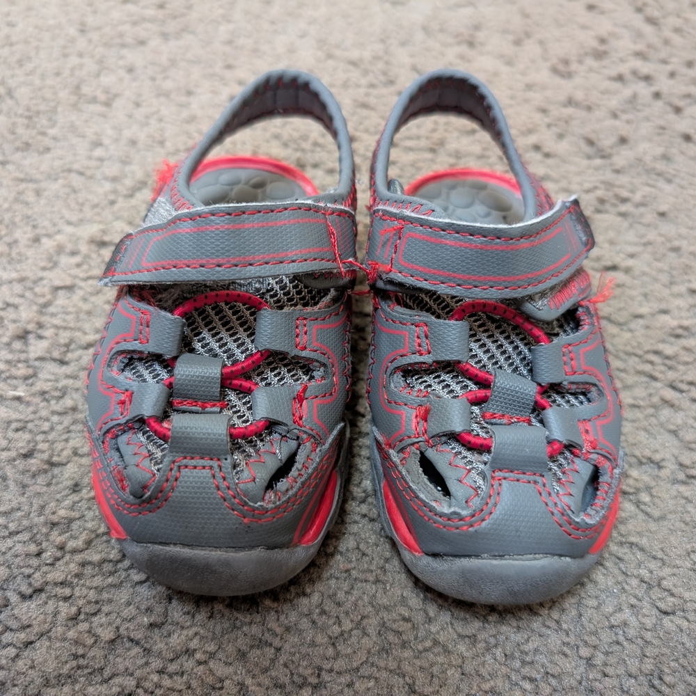 Wonder Nation Gray and Pink Kids Sandals
